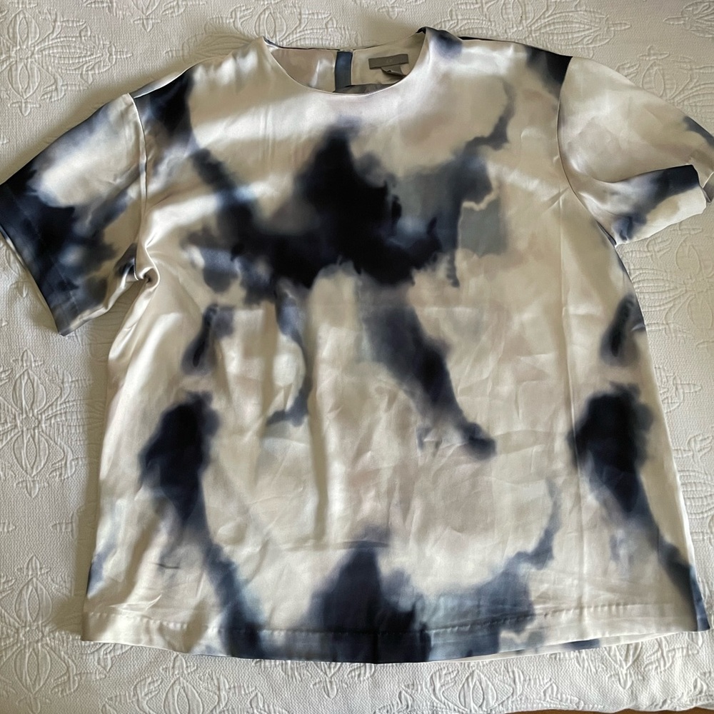 H&M Top Blue & White Marbled